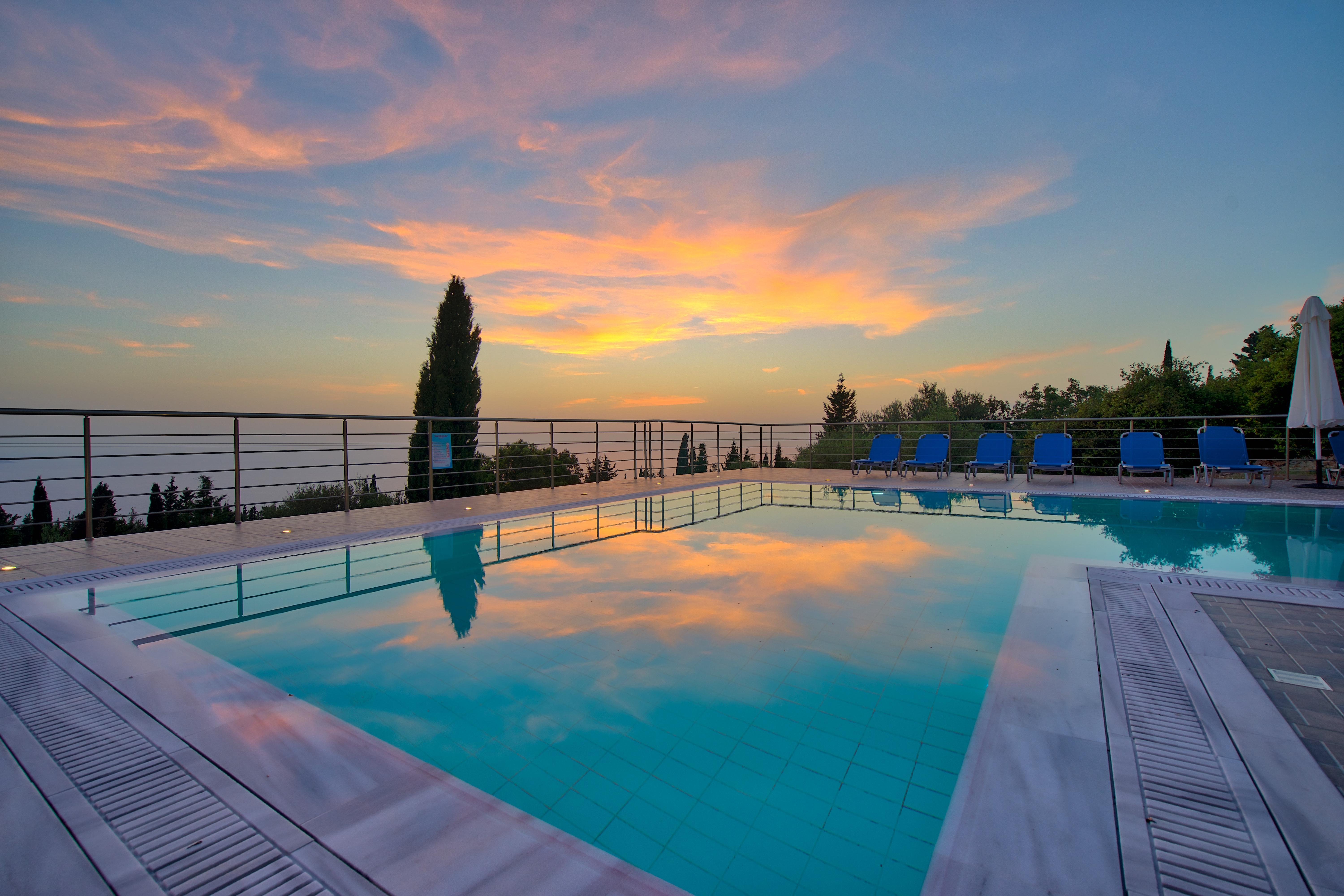 Studios Vrionis Panoramic Sunset Mesovounia  Exterior foto